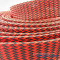 赤いパターン織りメッシュパイプ